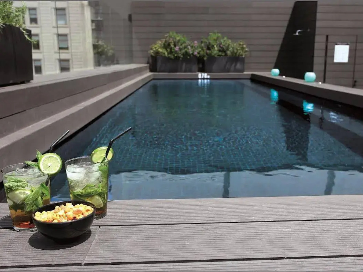 Gallery Hotel