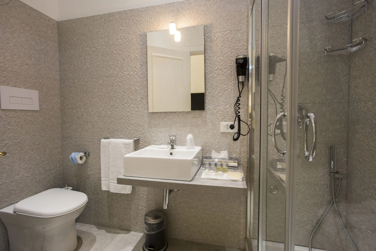 Napoli Class Luxury Rooms & Suites