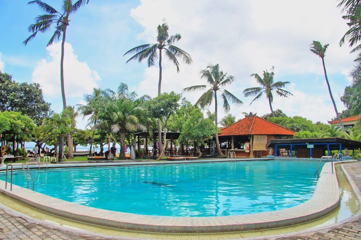 Отель Bali Beach
