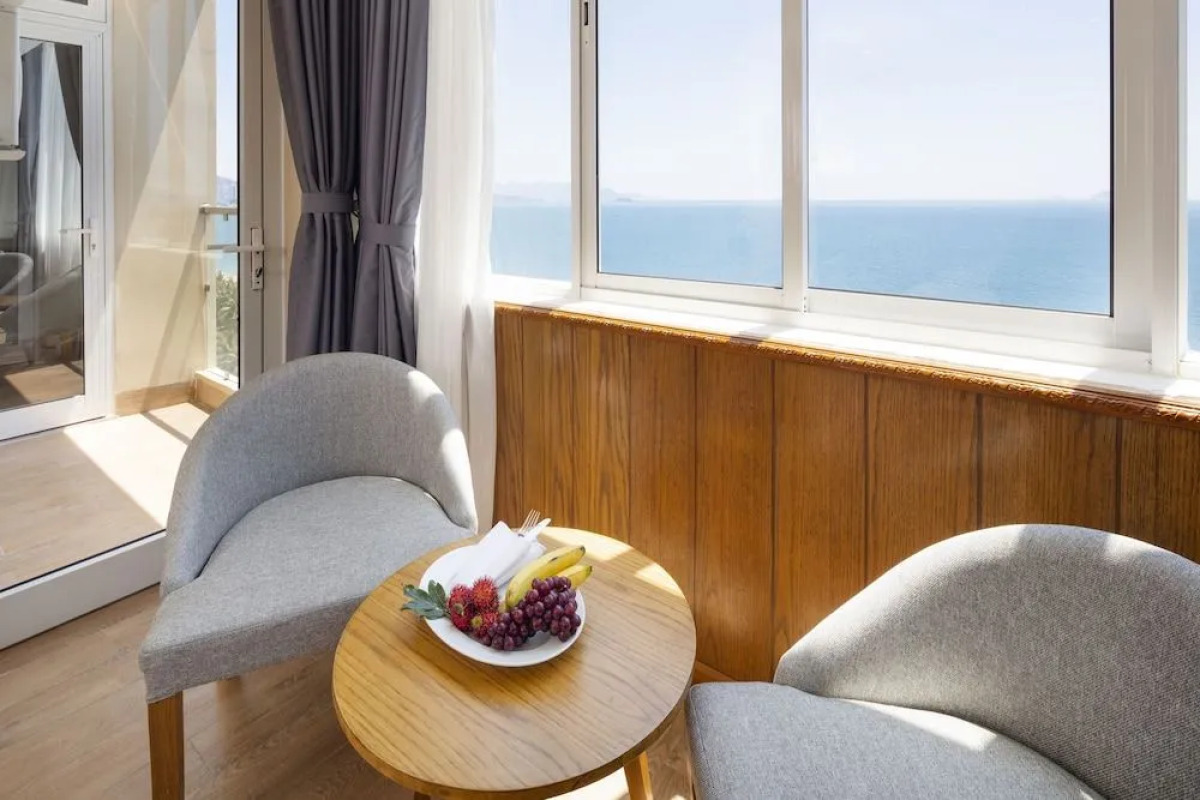 Glory Hotel