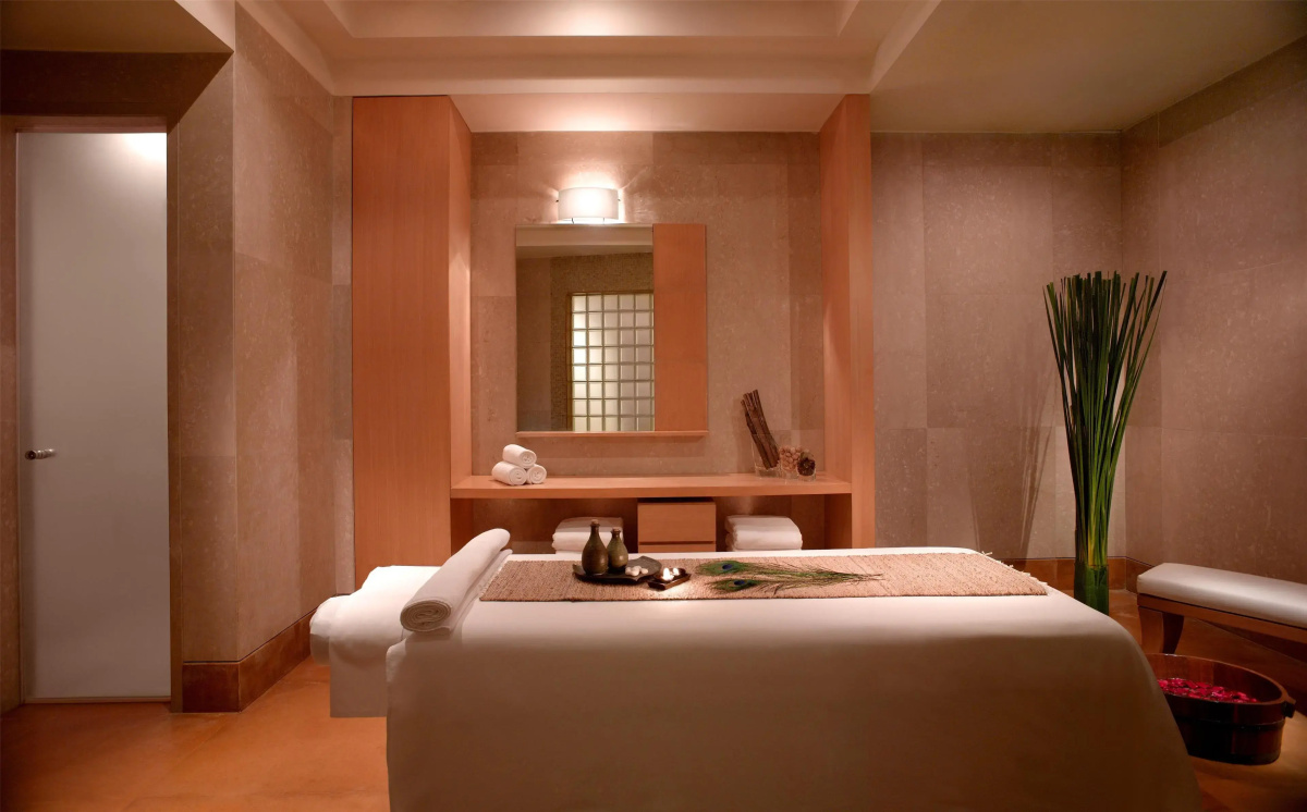 Grand Hyatt Mumbai Hotel and Serviced Apartments