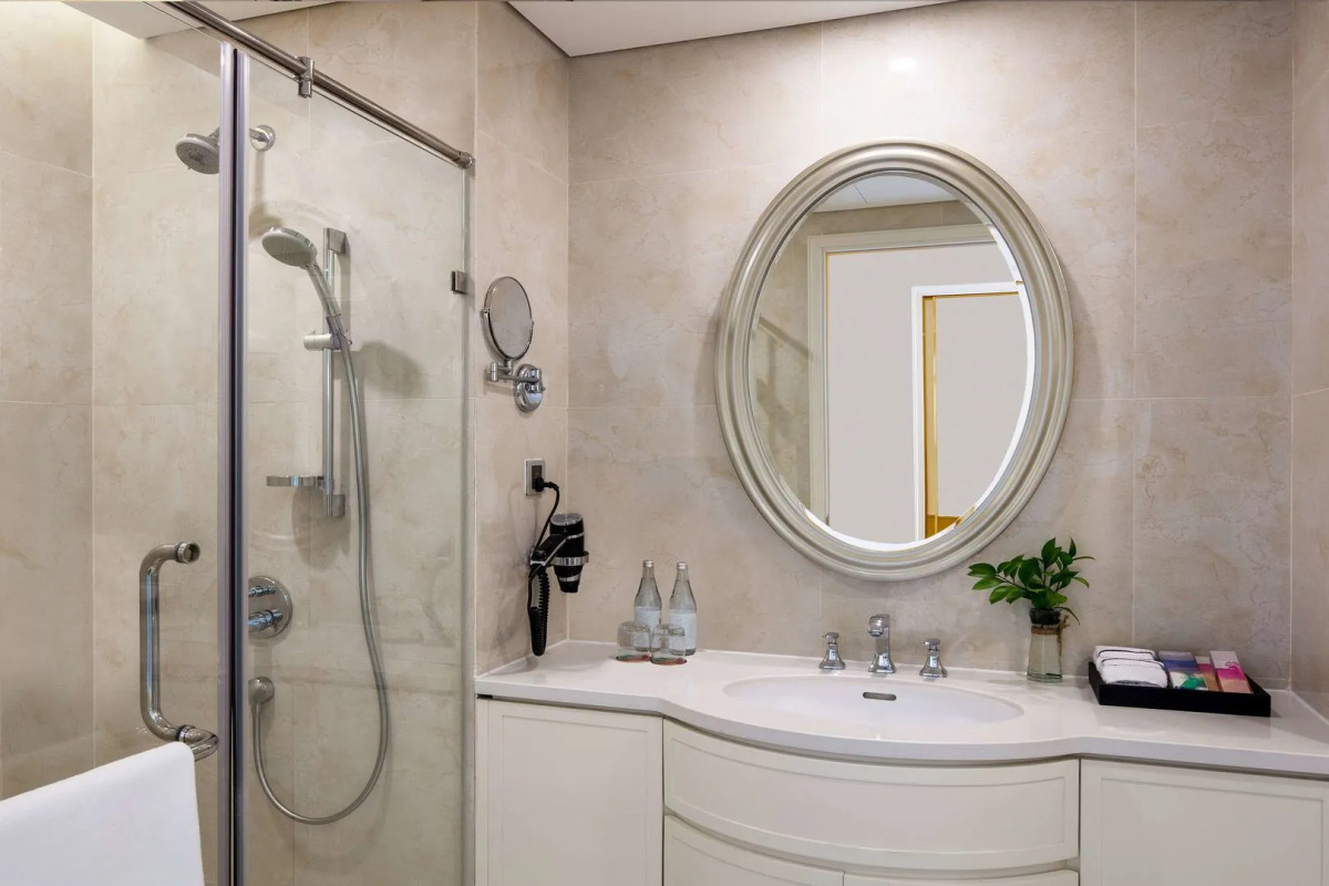 Melia Vinpearl Danang Riverfront