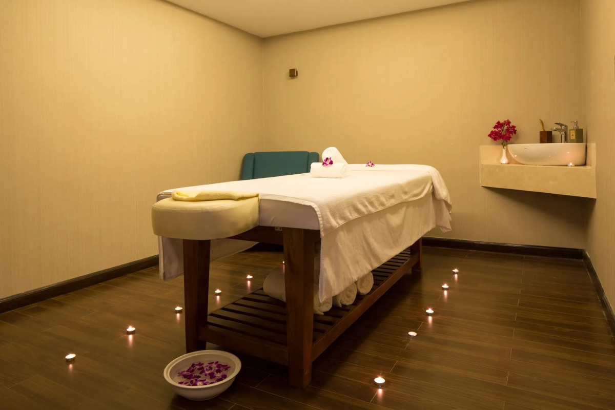 Cam Ranh Riviera Beach Resort & Spa