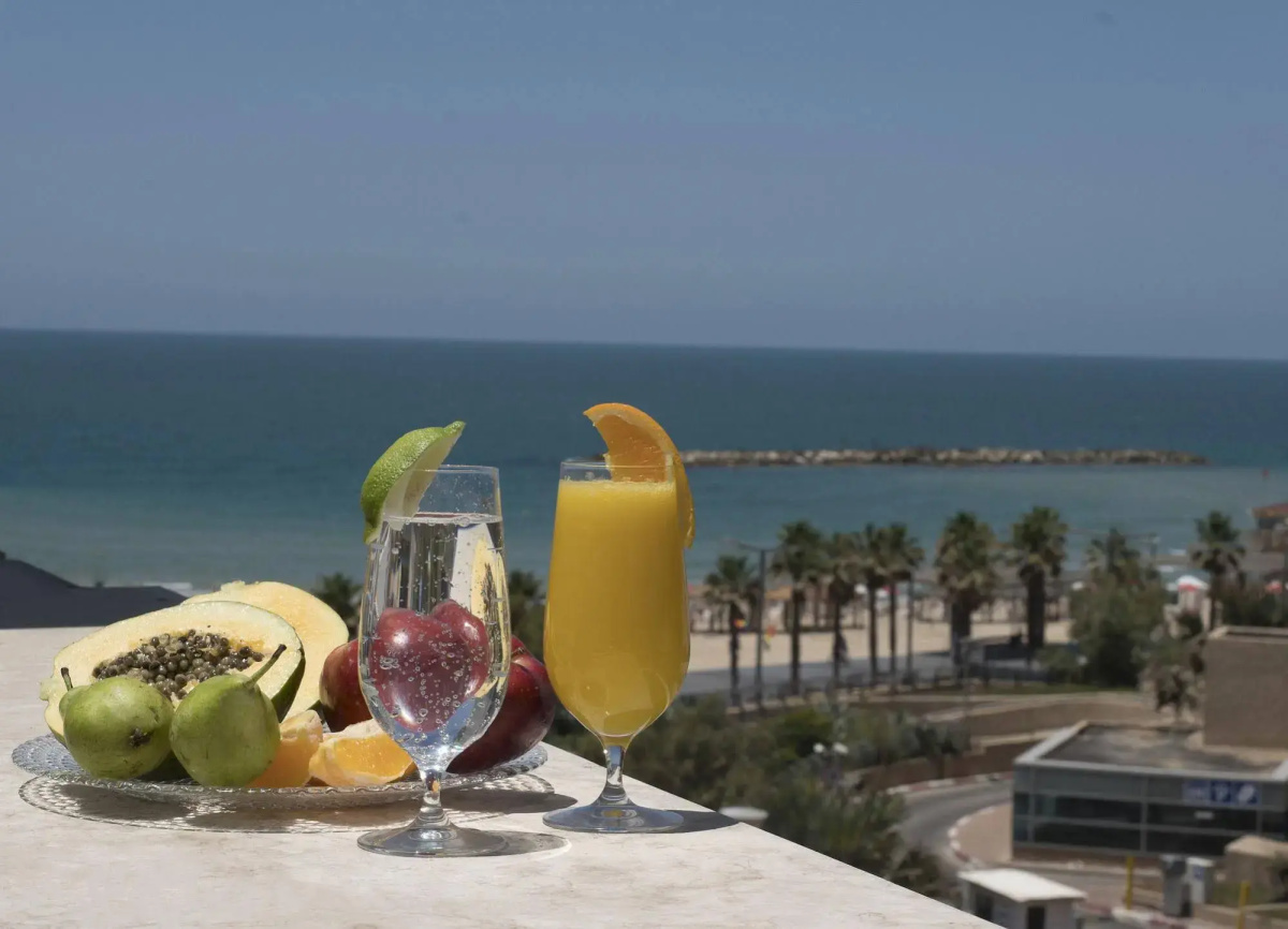 TLV 88 Sea Hotel
