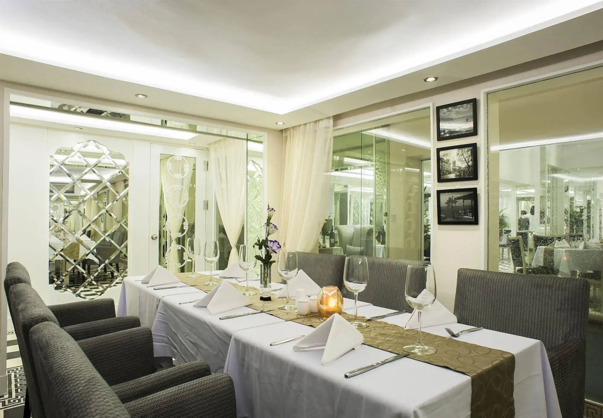 Minerva Church Hotel