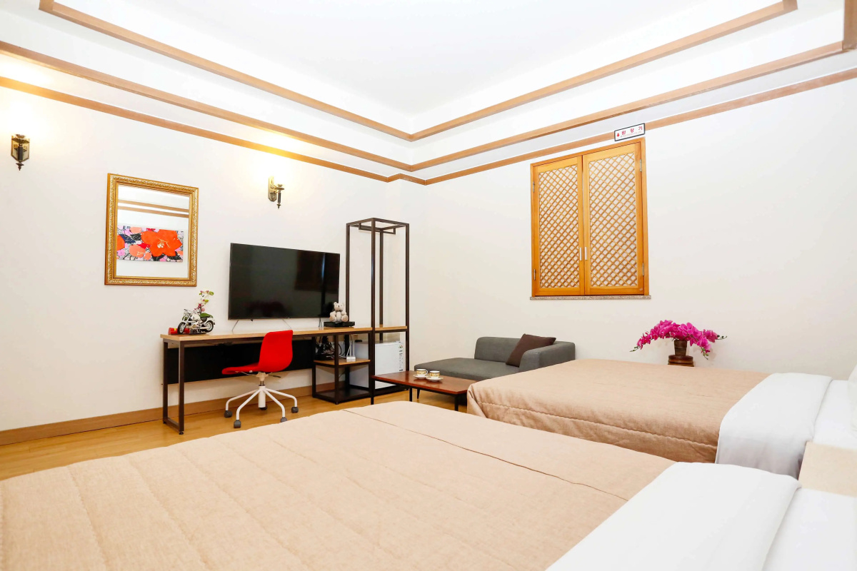 Hound Hotel Incheon Airport