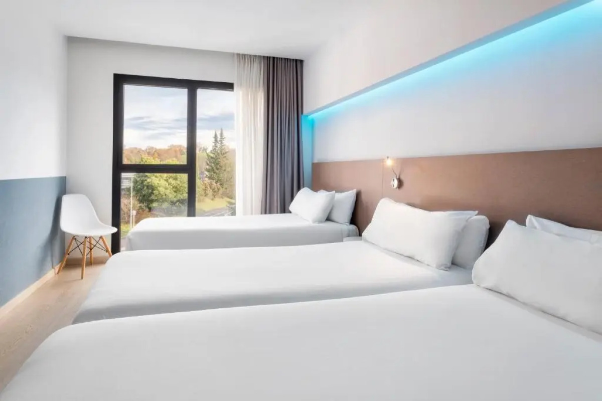 B&B Donostia San Sebastián Aeropuerto Hotel 