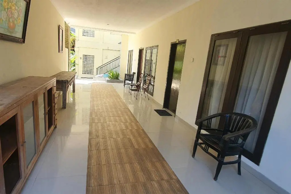 OYO 4012 Ari Beach Inn