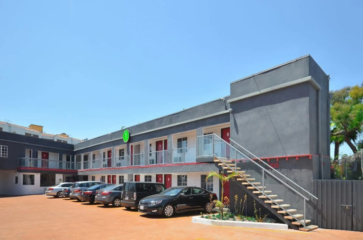 Legend Hotel Hollywood