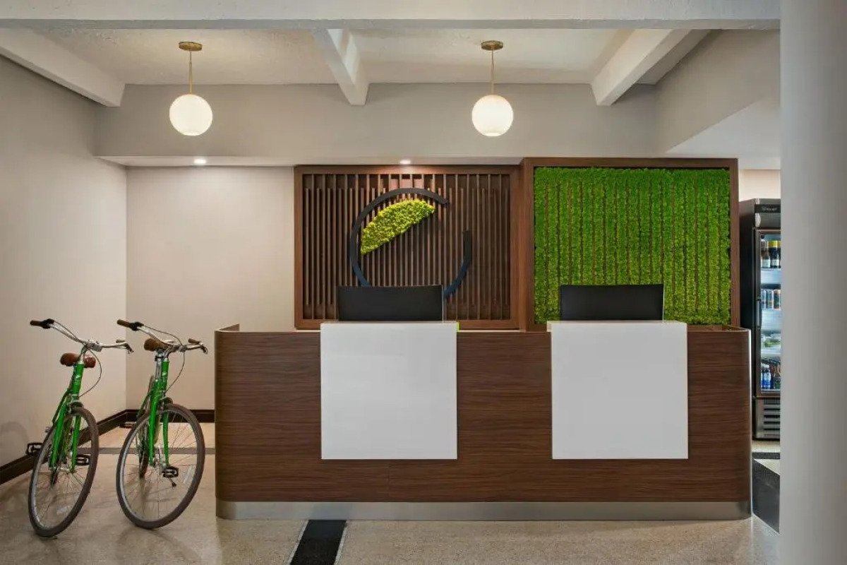 Element Detroit at the Metropolitan