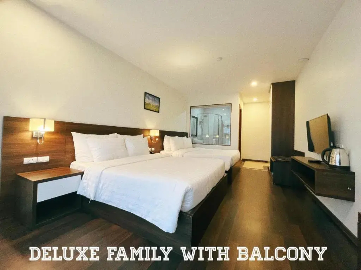 Paragon Noi Bai Hotel and Pool