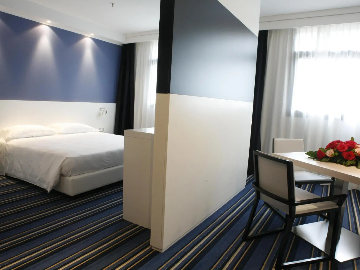 NEO Hotel