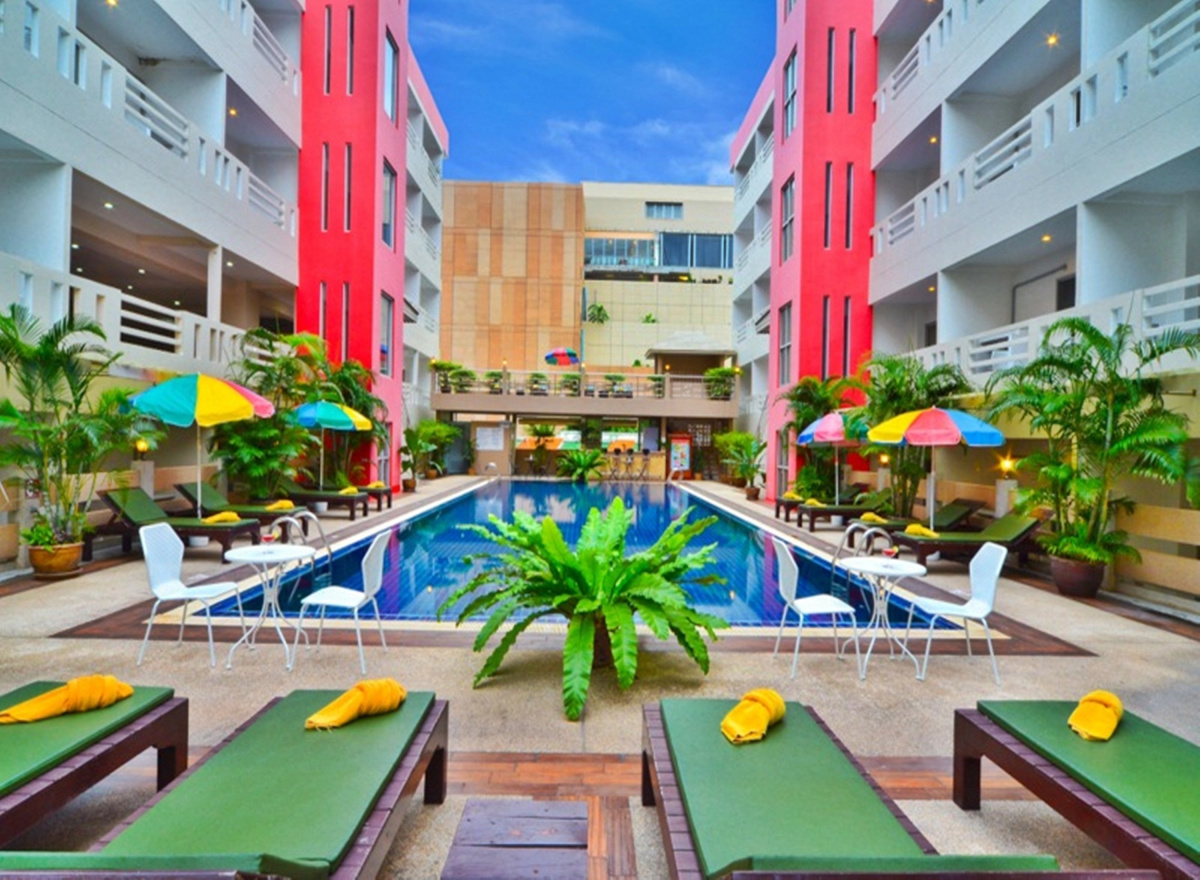 Eastiny Place Hotel