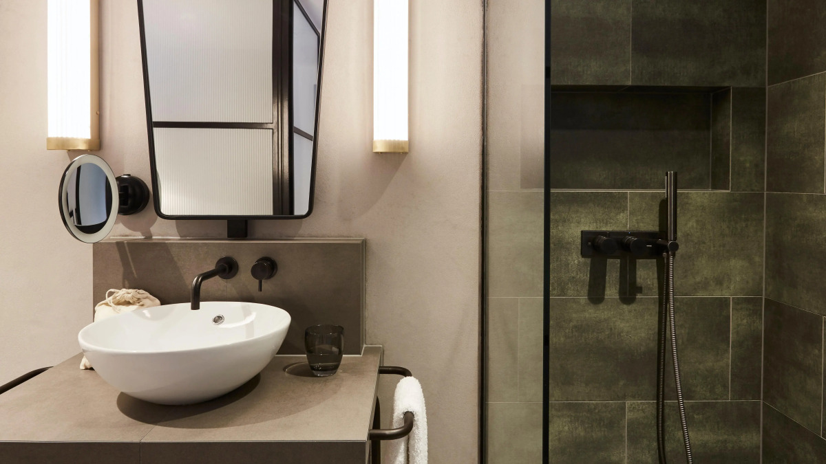 Hotel Indigo London - 1 Leicester Square by IHG