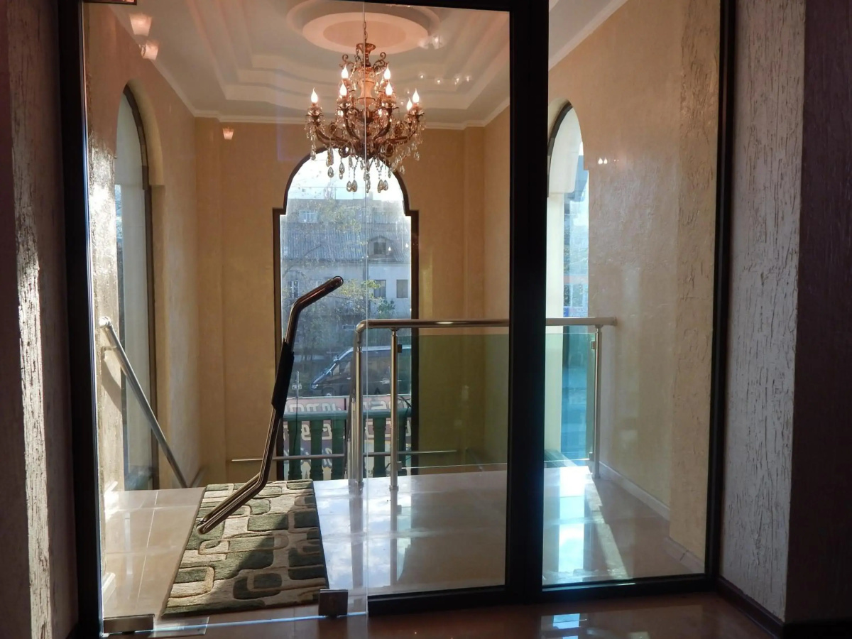 Отель Lux Palace