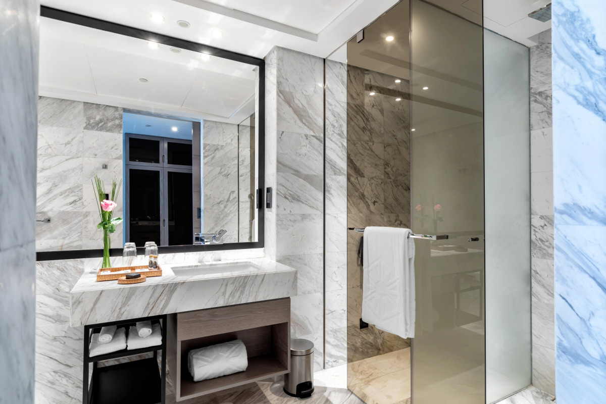 Taj Jumeirah Lakes Towers