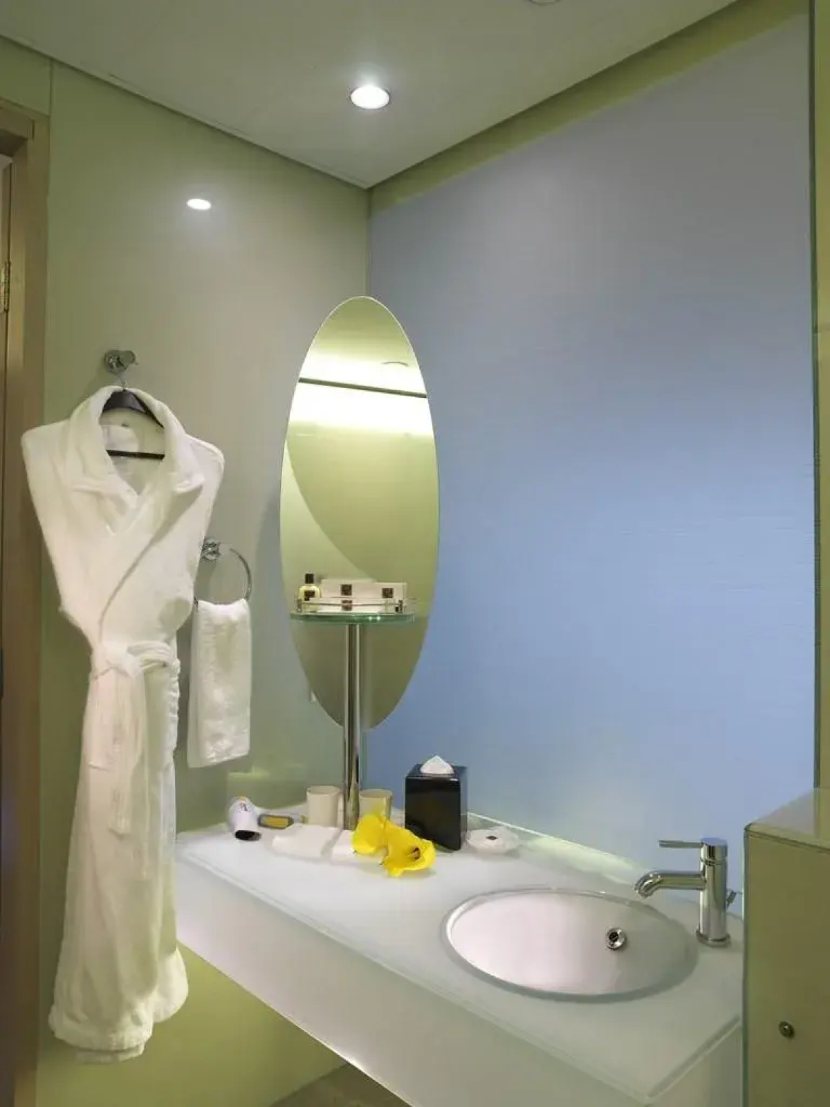 Rambler Oasis Hotel