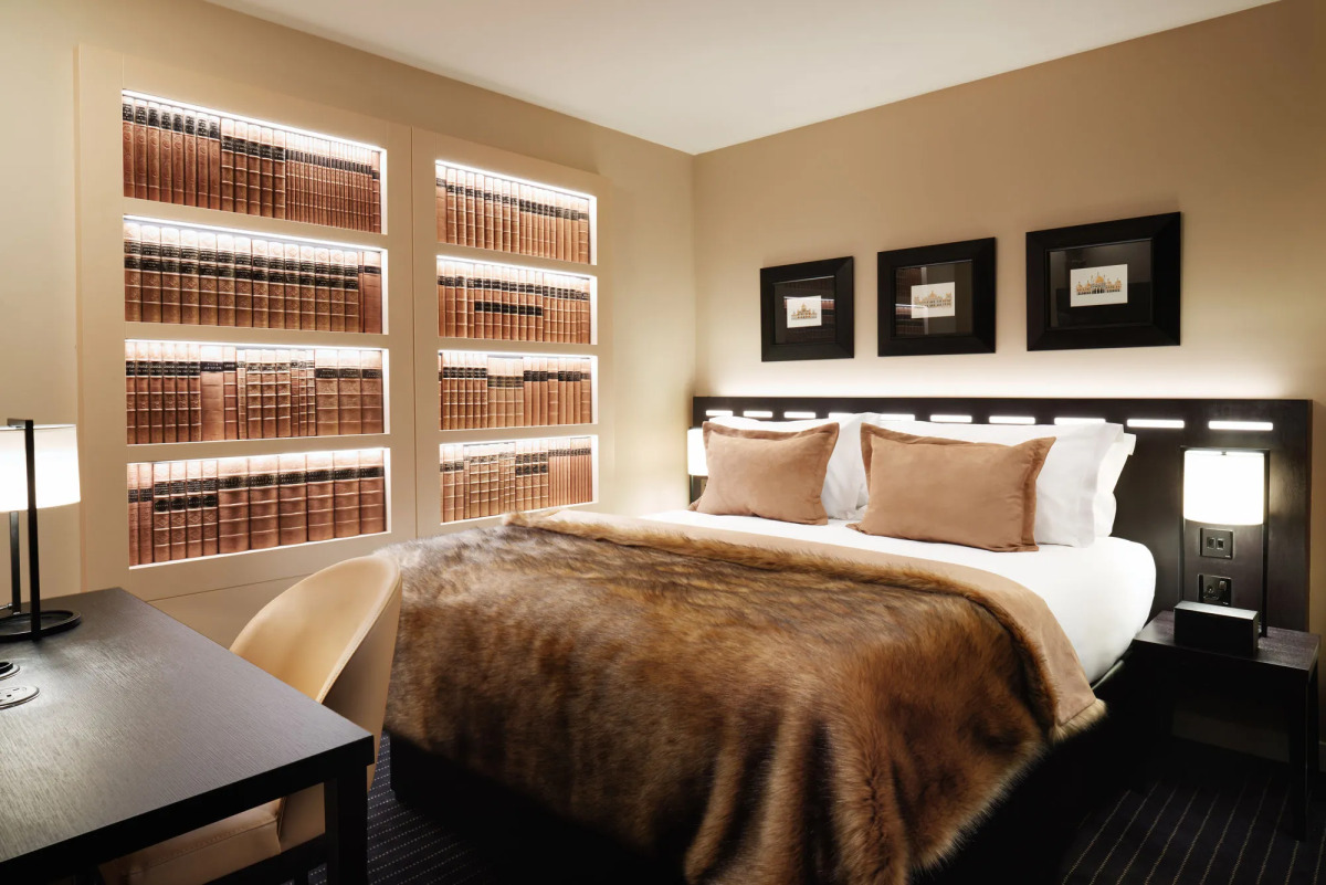 The Resident Victoria