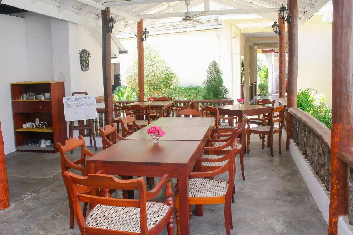 Blue Eyes Inn
