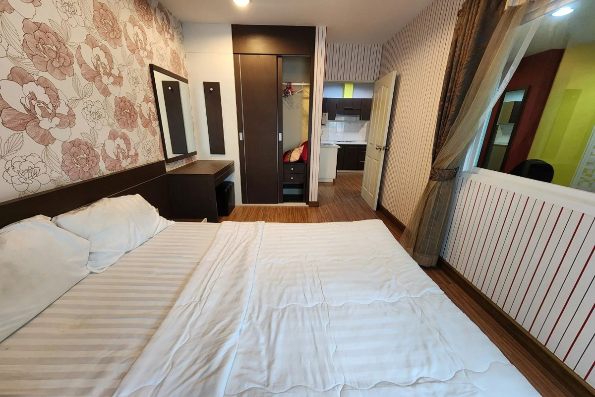 Landmark Patong Hotel by ZUZU