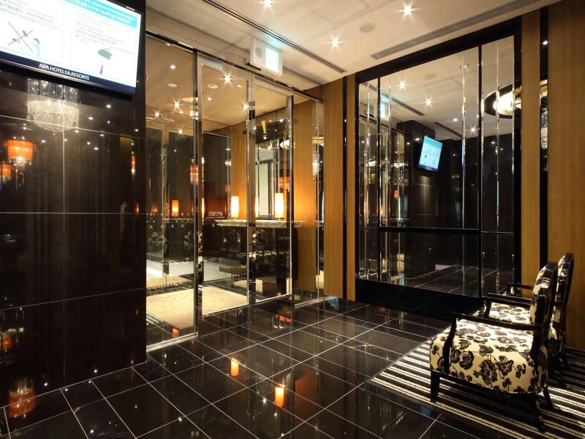 Apa Hotel Midosuji Hommachi Ekihigashi