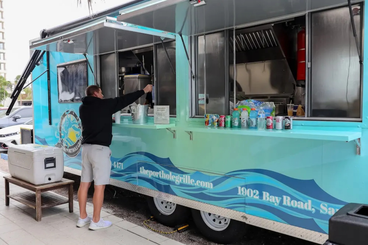 Siesta Key Beach Resort and Suites