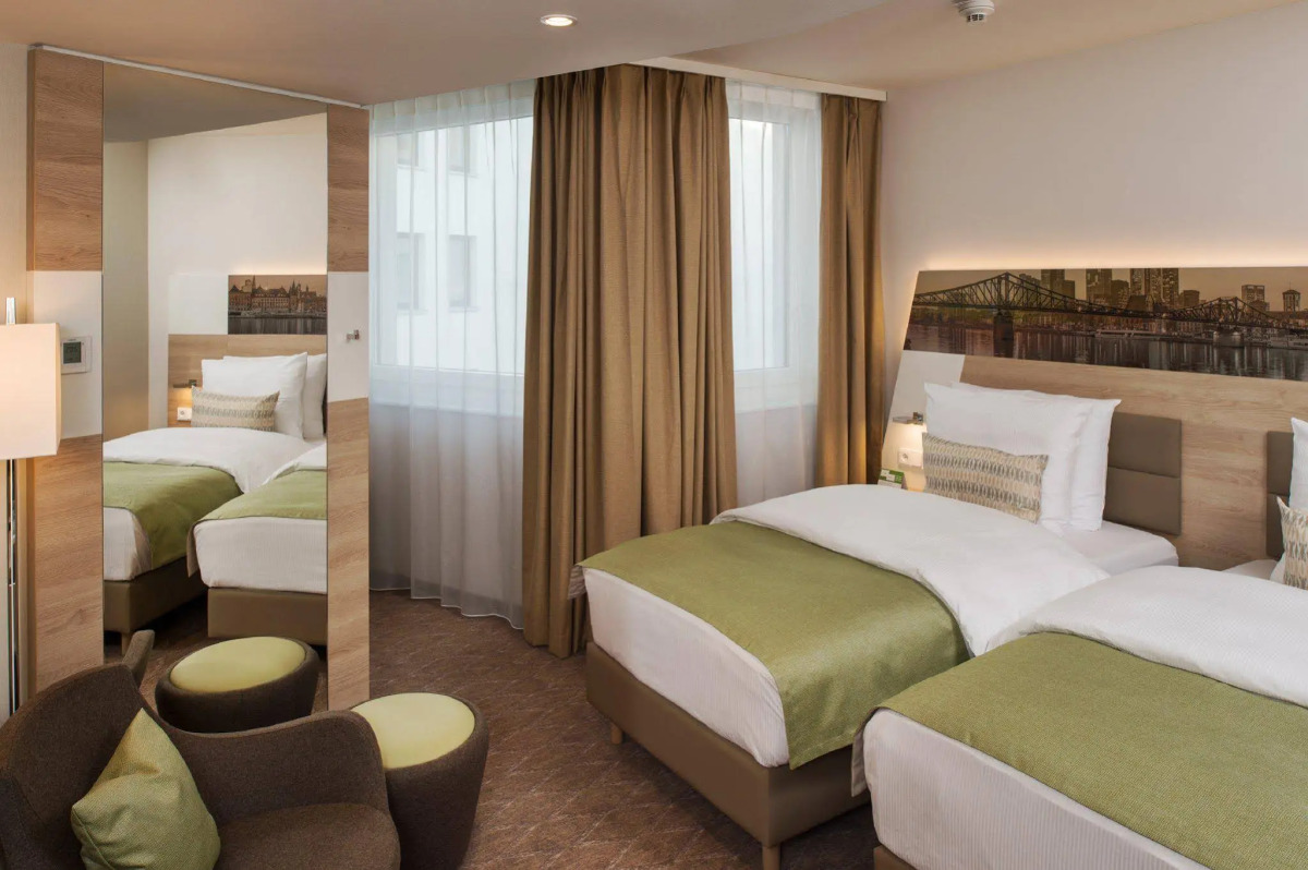 Holiday Inn Frankfurt Airport by IHG