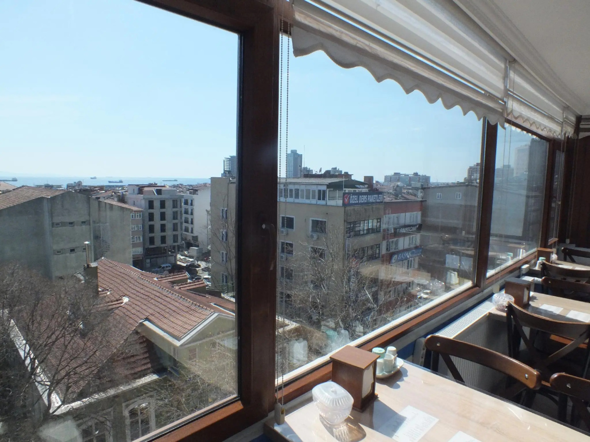 Naila Hotel