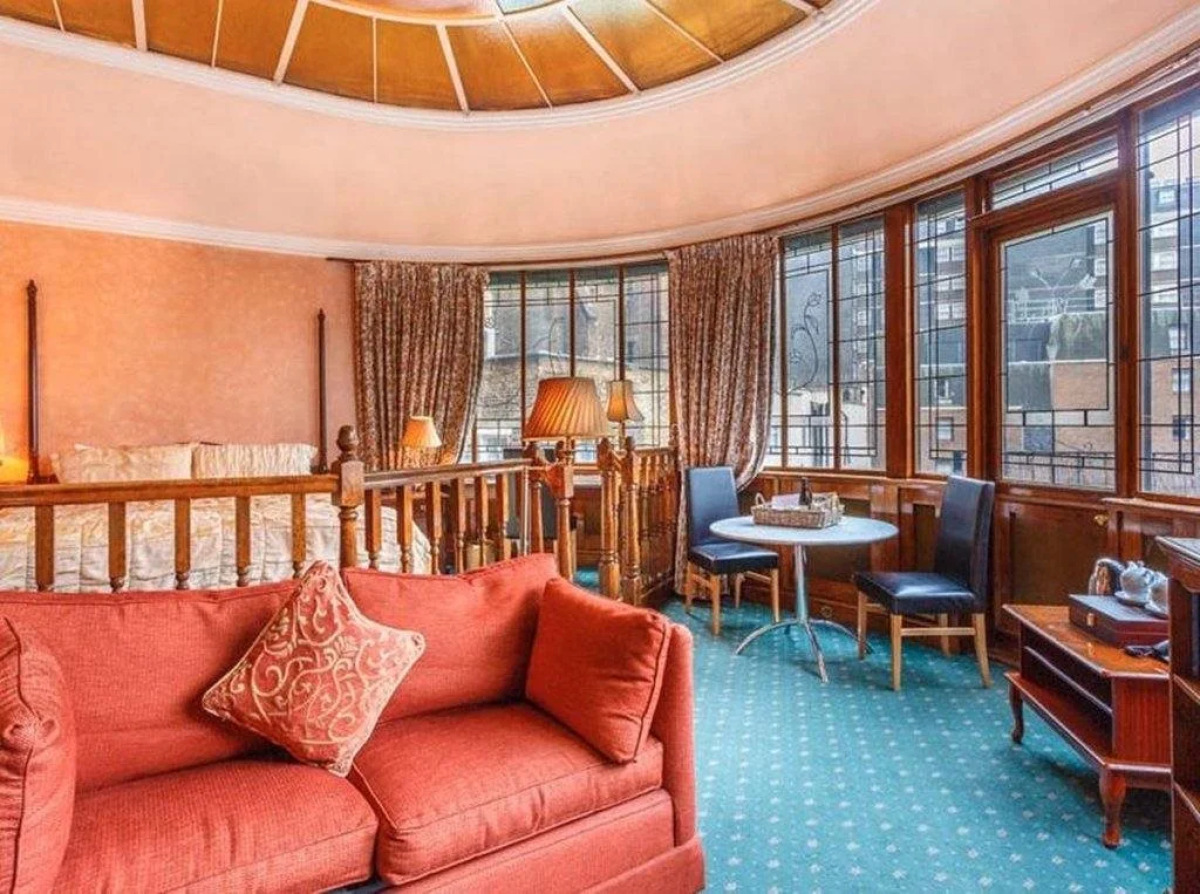 London Elizabeth Hotel