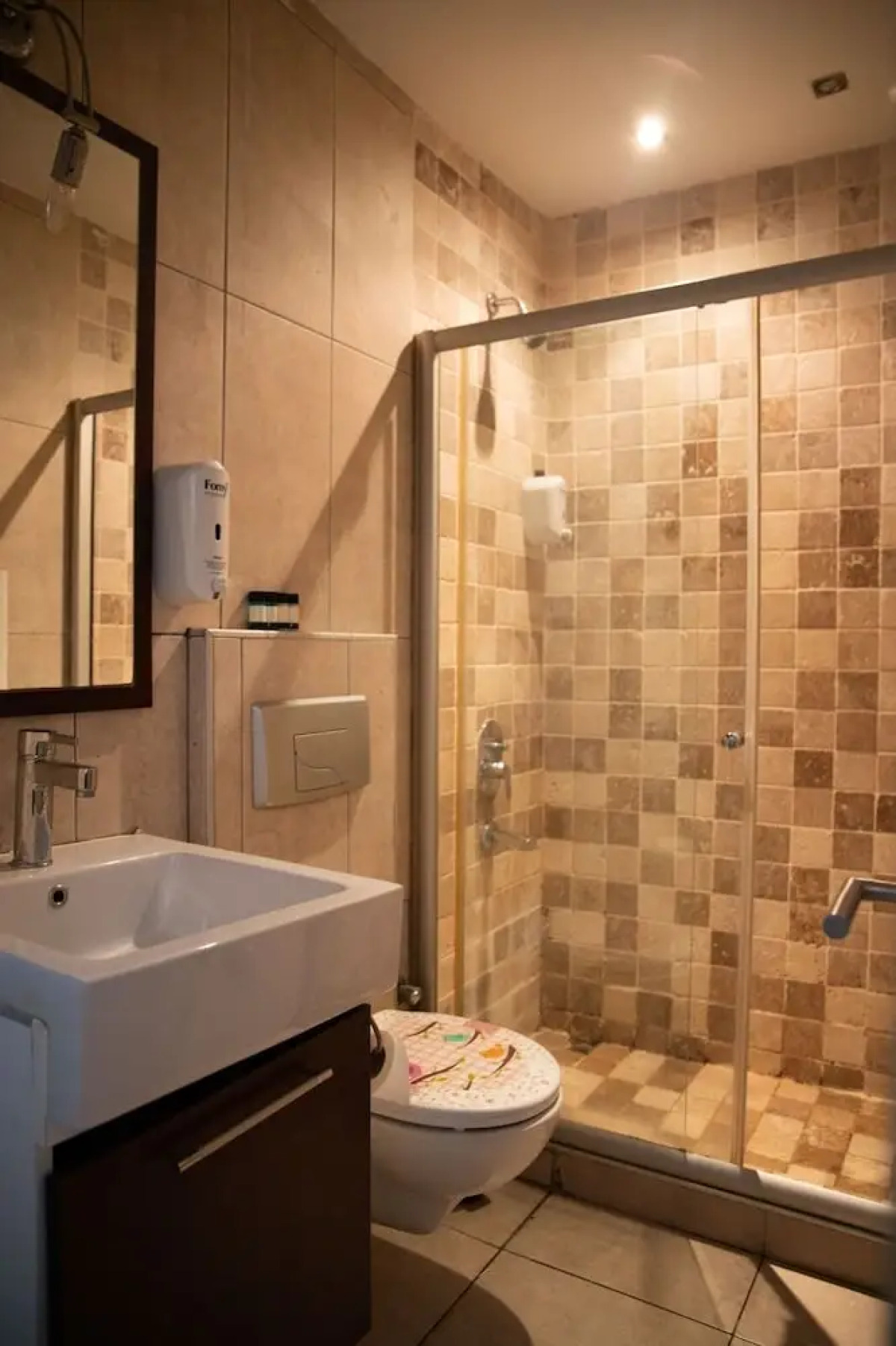 The Hera Suit Hotels