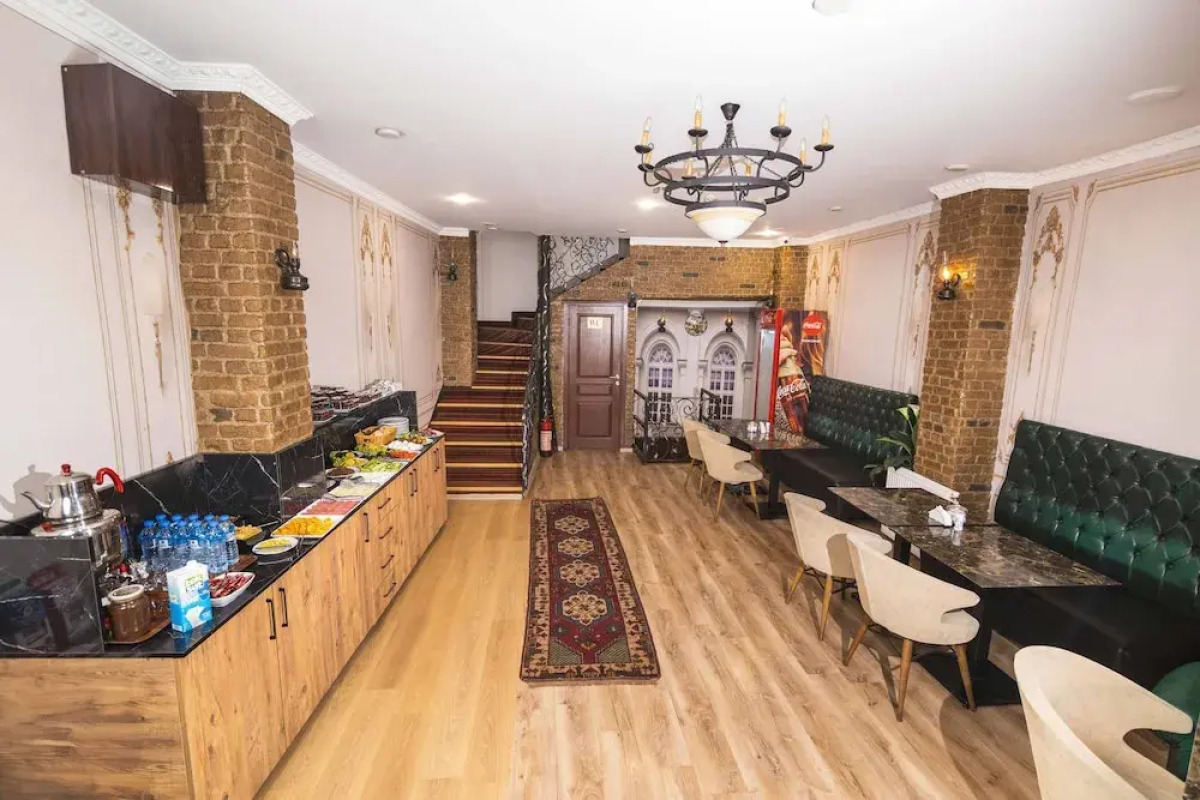 Kupa Pension Old City