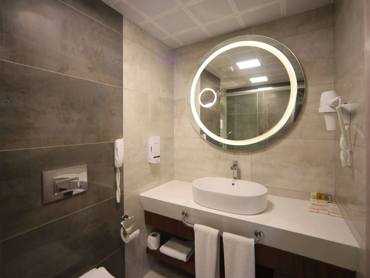 Best Western Plus Khan Hotel