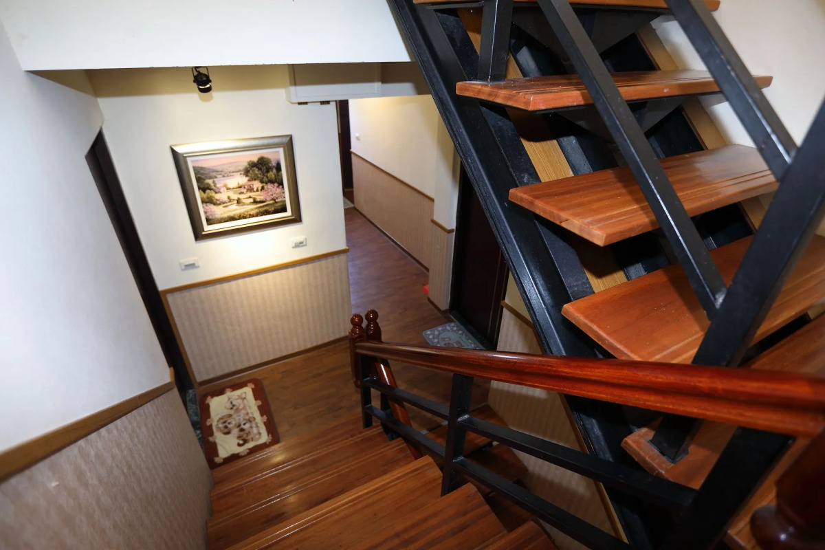 First Place B&B - Hualien Railway Station