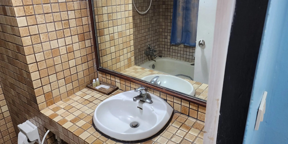 Safari Riviera Resort