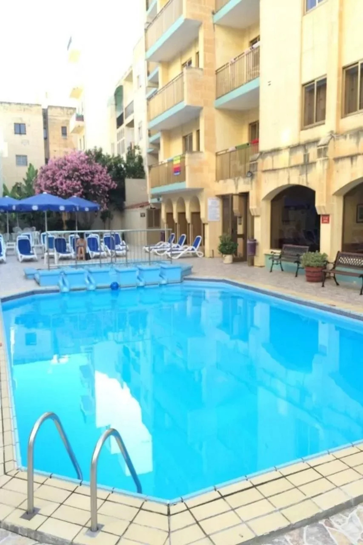 Blue Sea Bugibba Hotel & Apartments