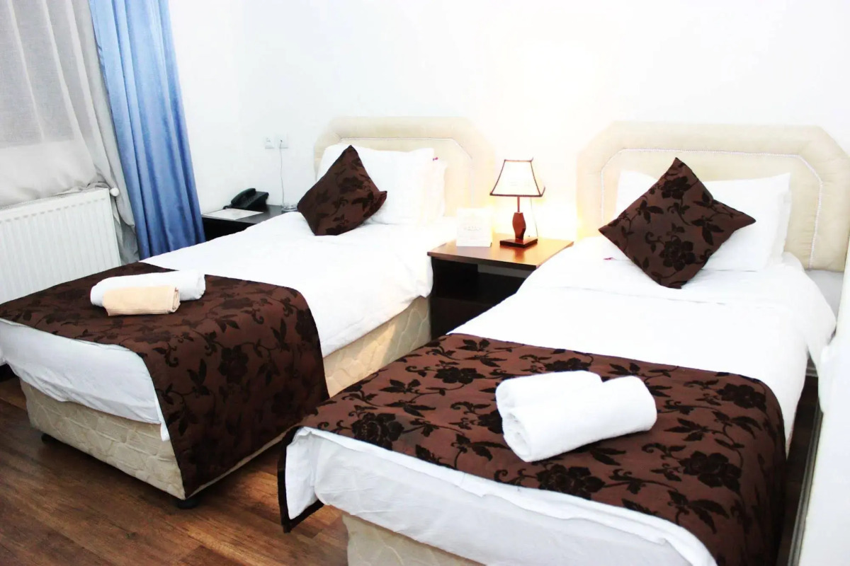 Отель Mirobelle