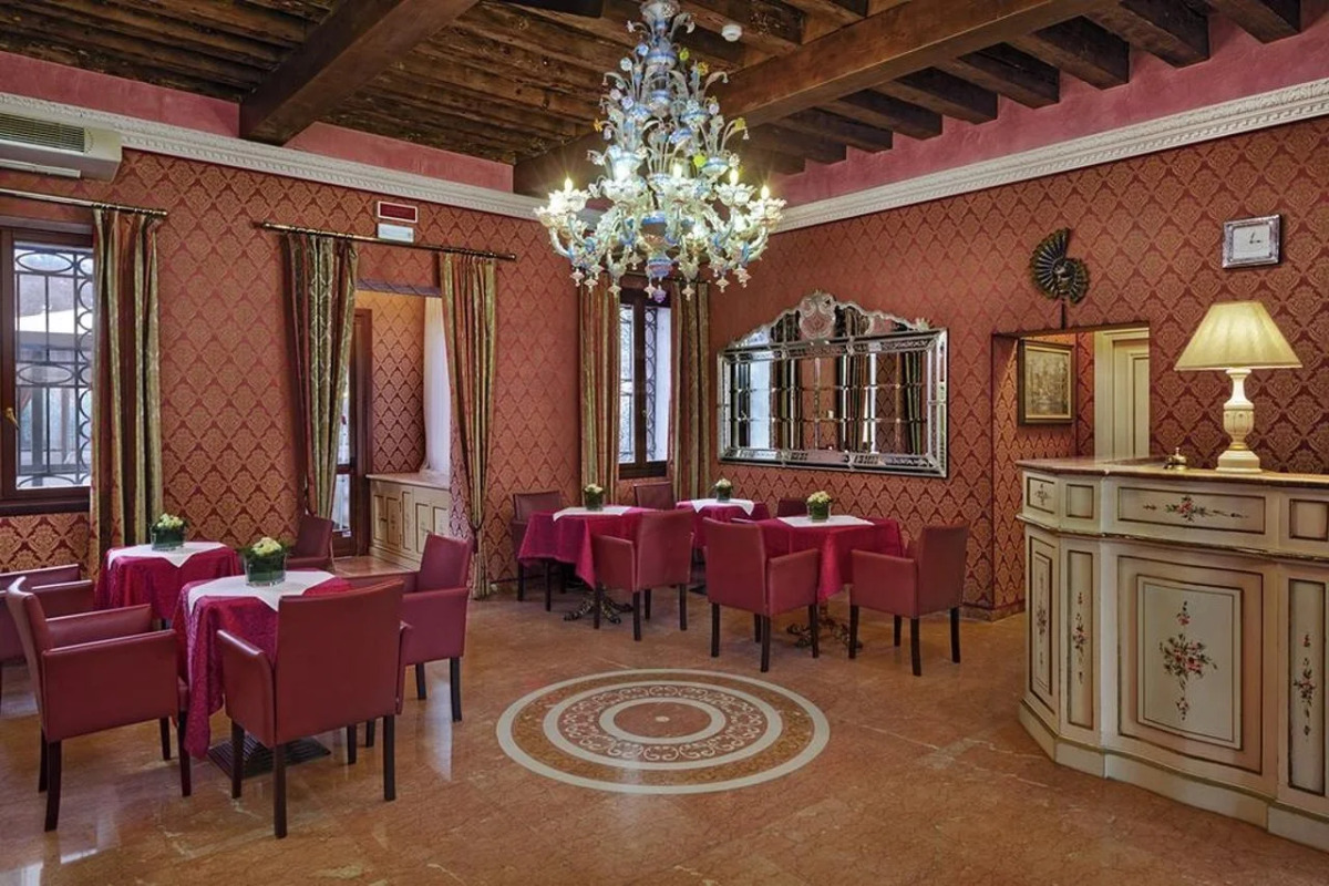 Отель Tre Archi