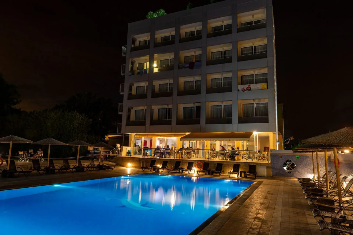 Dolphin Resort Hotel & Conference