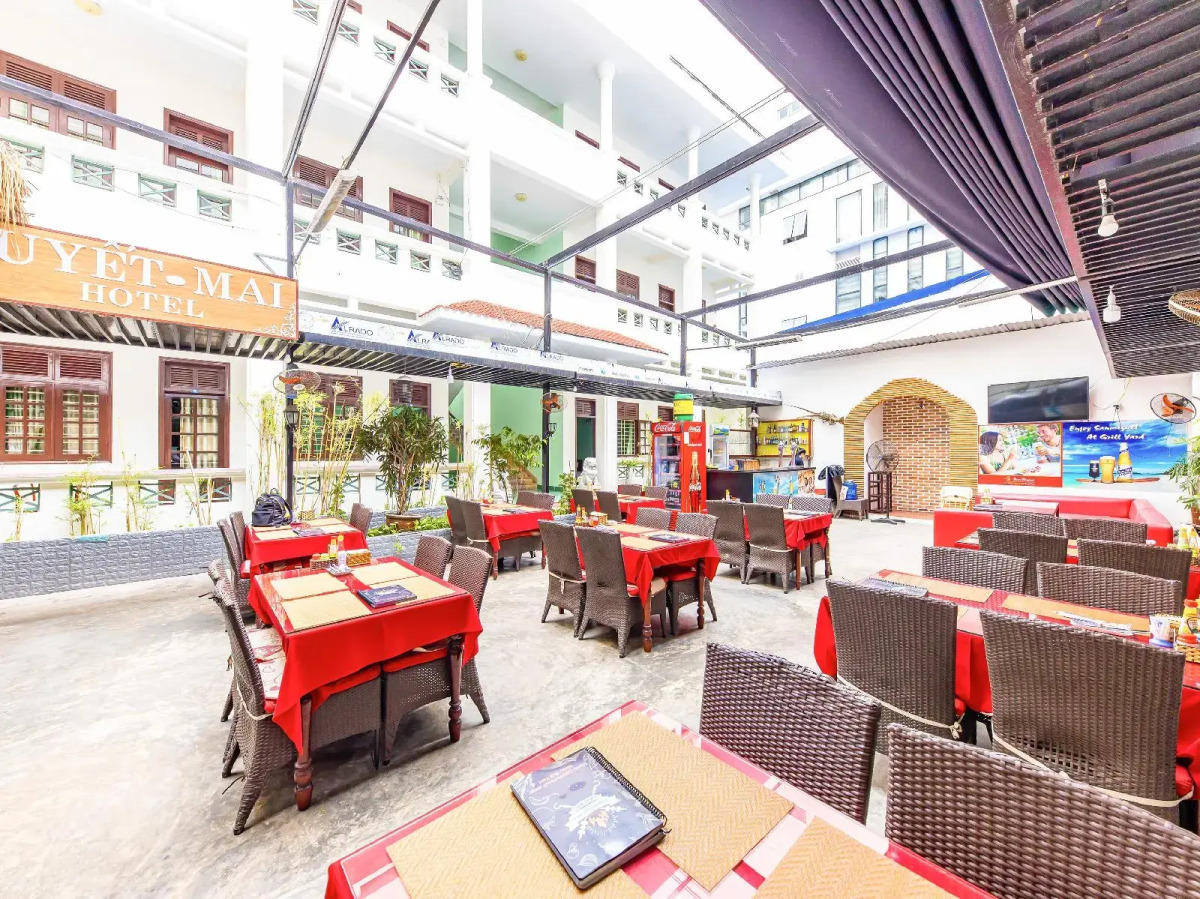 Tuyet Mai Hotel
