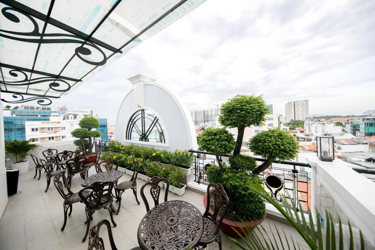 Le Saigon Hotel