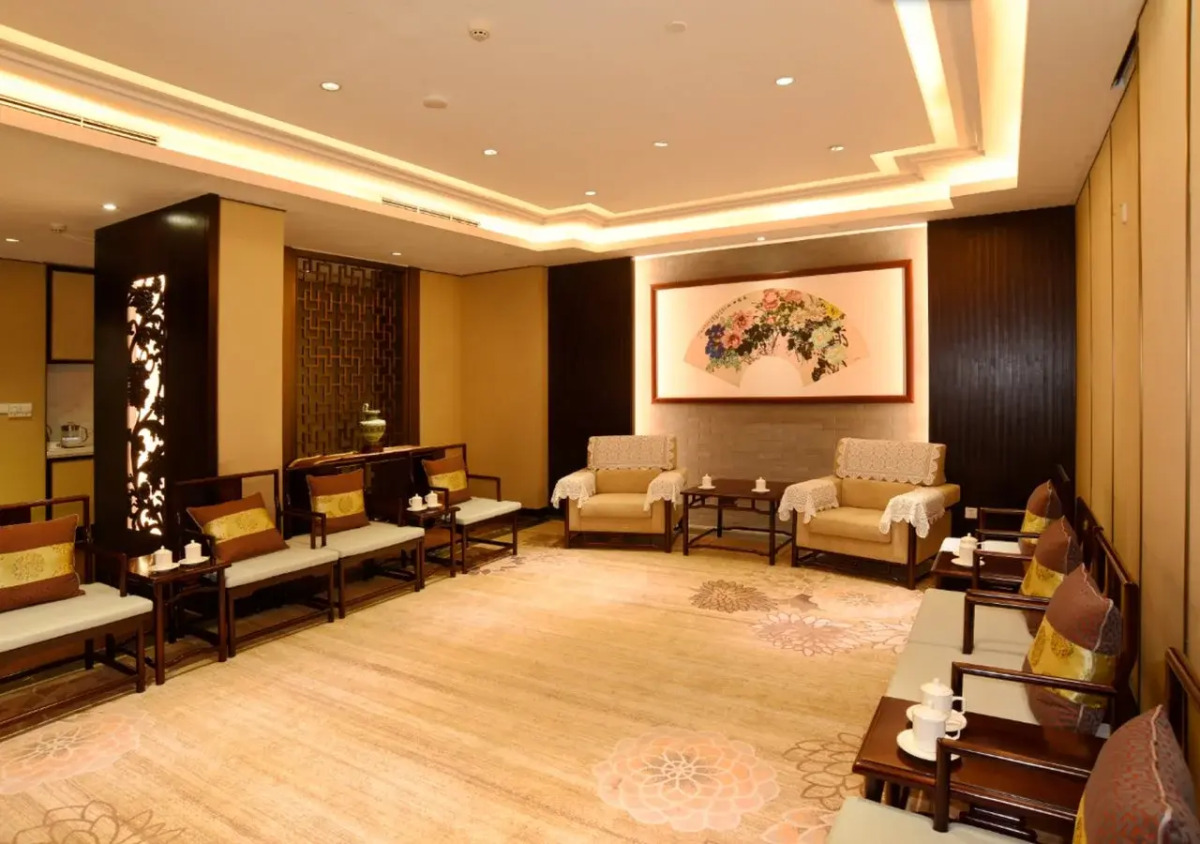 Guangdong Hotel-Free Shuttle & Registration Counter Service during Canton Fair