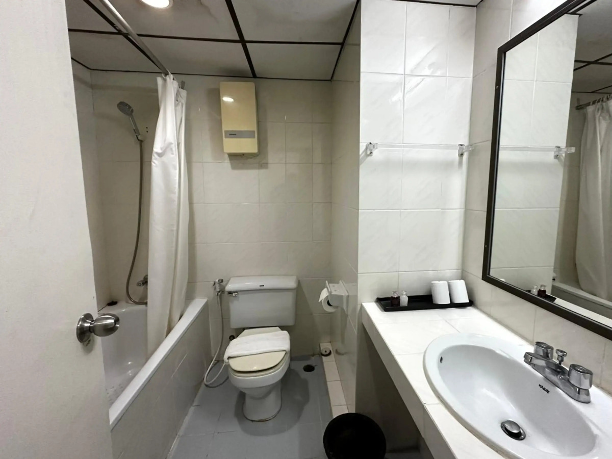 Garden Paradise Hotel & Serviced Apartment