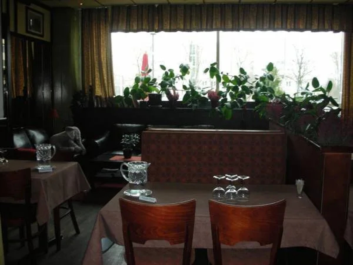 Hotel Avion