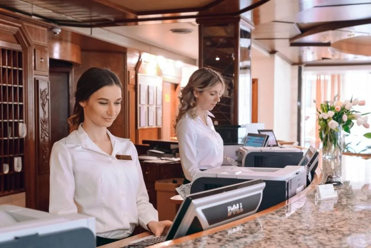 Премьер Отель Русь