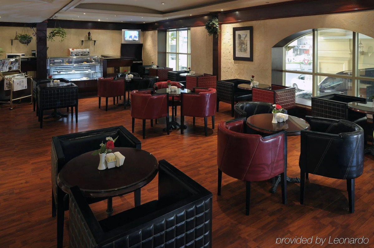 Отель Carlton Tower Hotel