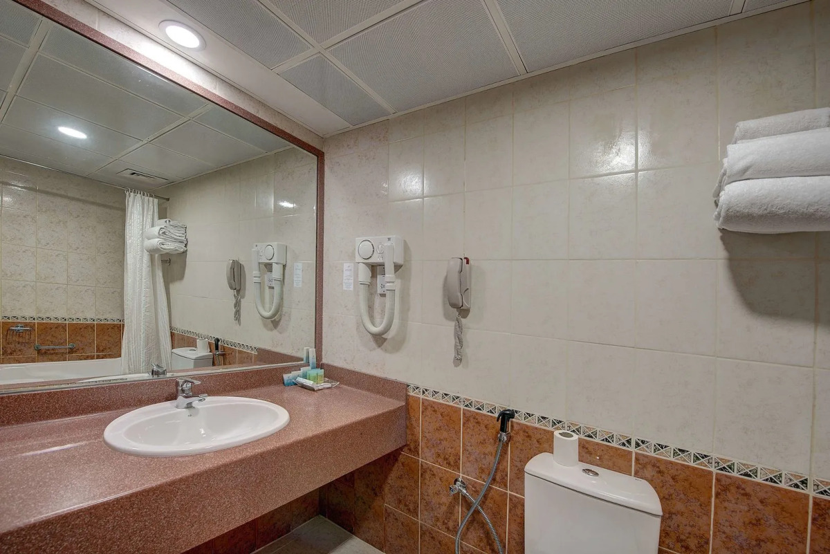 Golden Tulip Deira Hotel