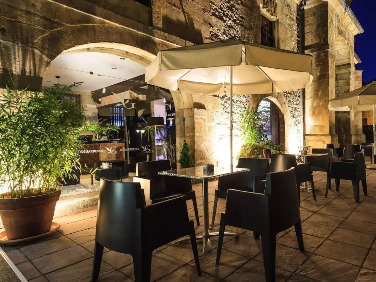 Hotel Los Guardeses