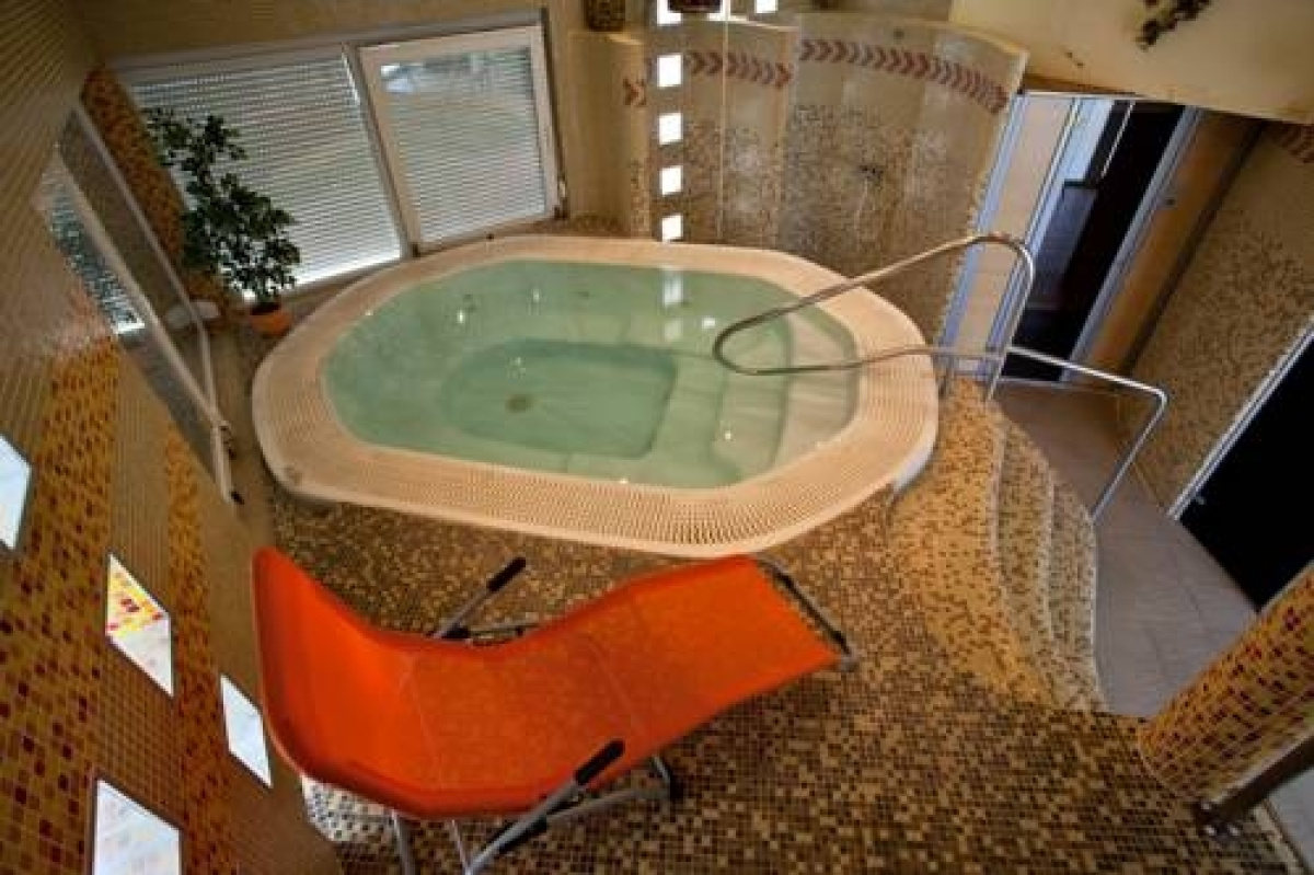 Aqua Therm Hotel