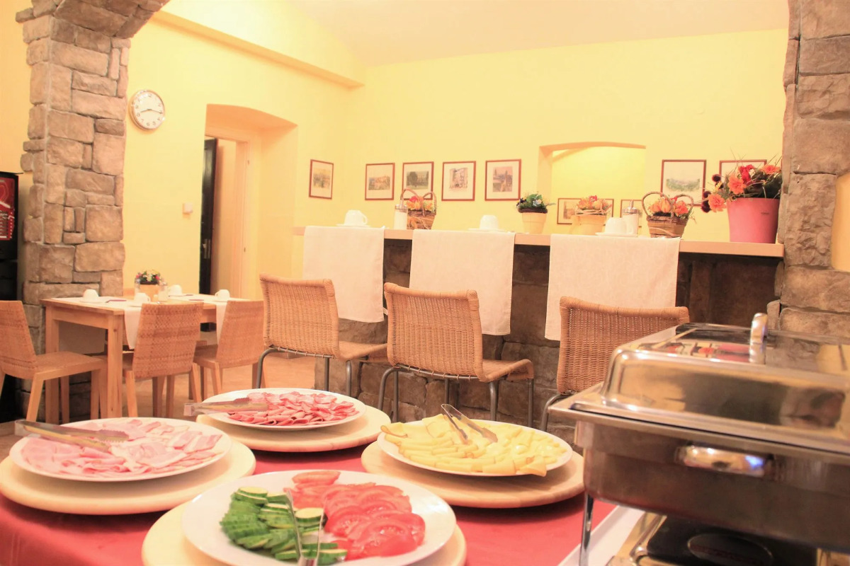 City Lounge Hotel