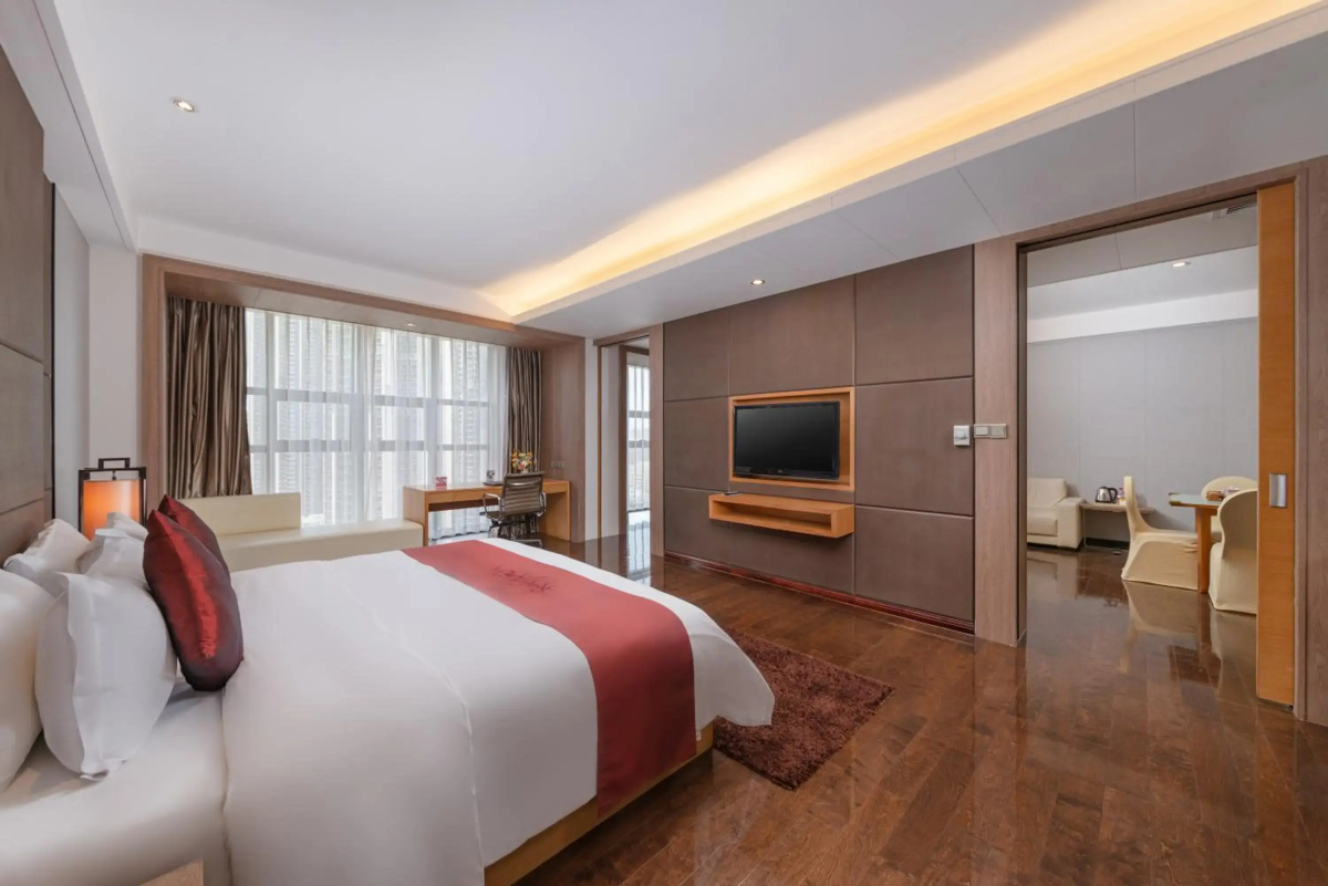 Ramada Plaza Shenzhen North